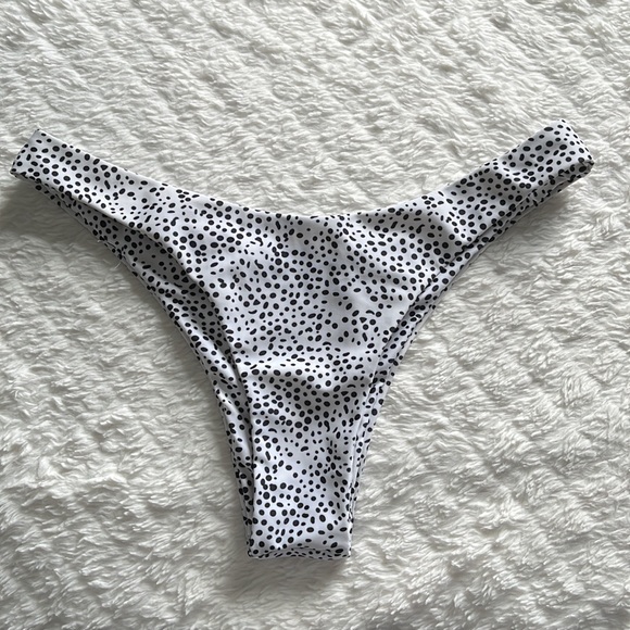 Zaful Swim Cheeky Bikini Bottom - Picture 2 of 6